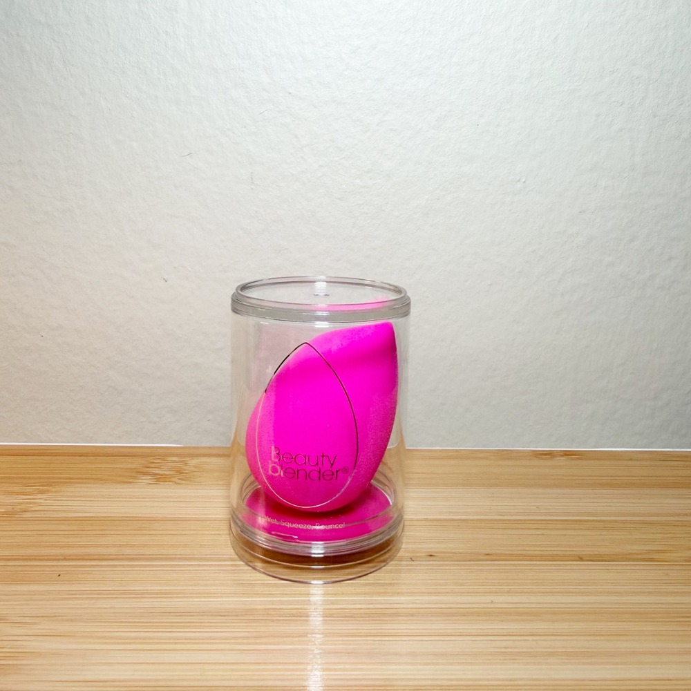Beautyblender The Original Makeup Sponge Pink Latex Free Applicator